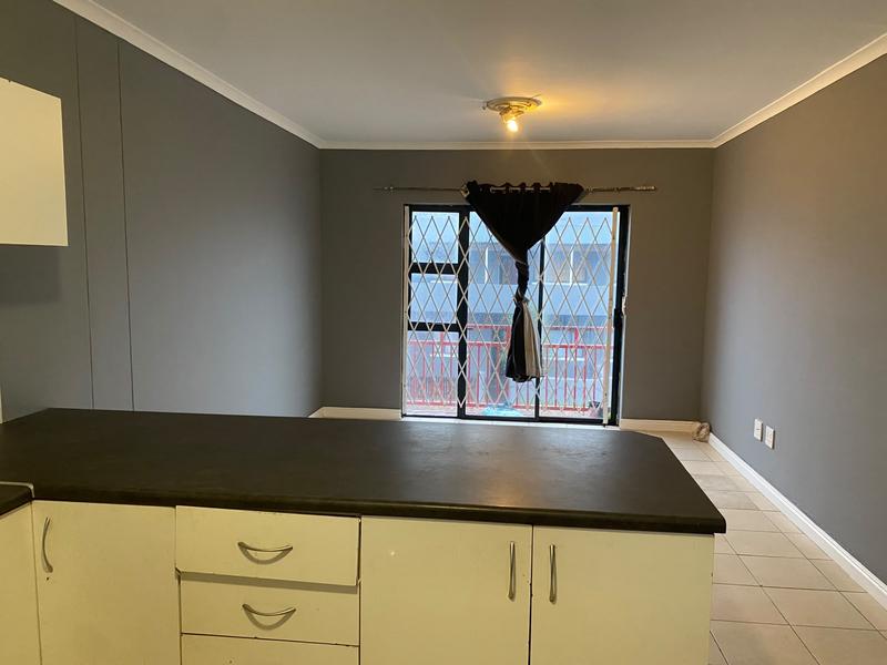 2 Bedroom Property for Sale in Kensington Western Cape